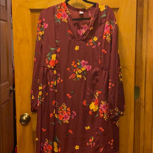 Old Navy Floral-Print Georgette Swing Dress, Maroon - Picture 3 of 9